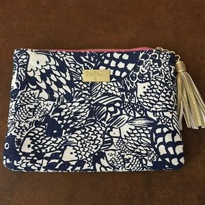 Lilly Pulitzer pouch